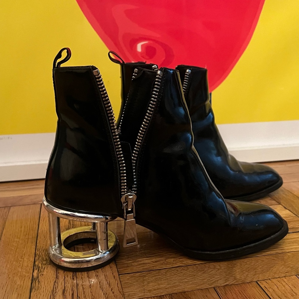 Jeffrey Campbell patent silver caged heel booties 7.5 | Cool girl must have